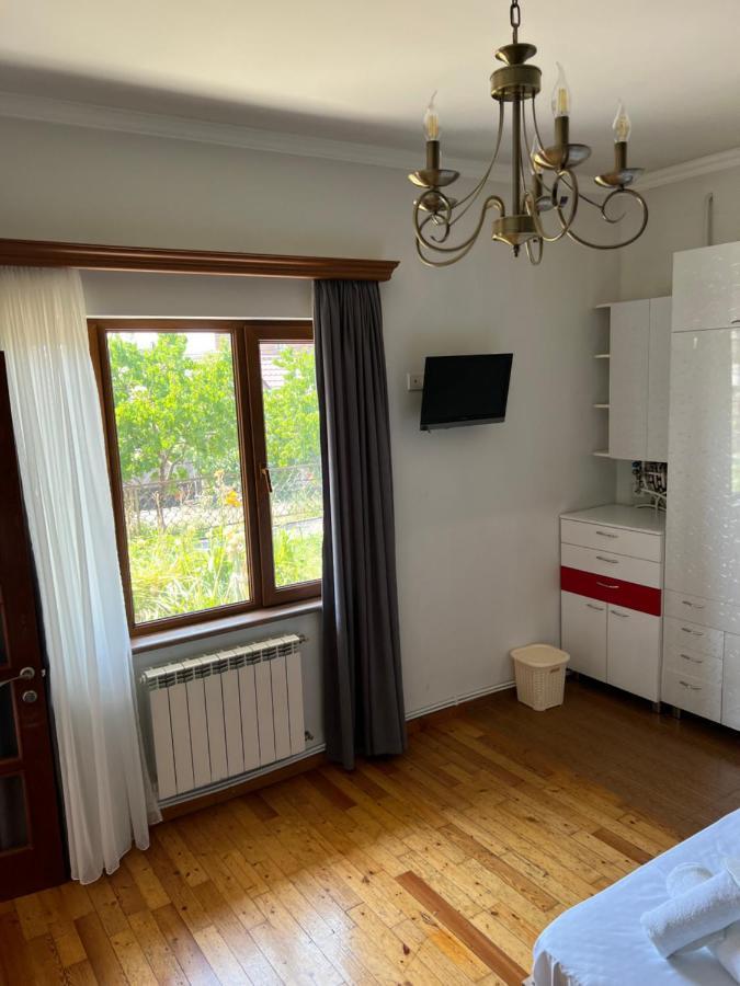 Ygg Erevan & Tours Buitenkant foto